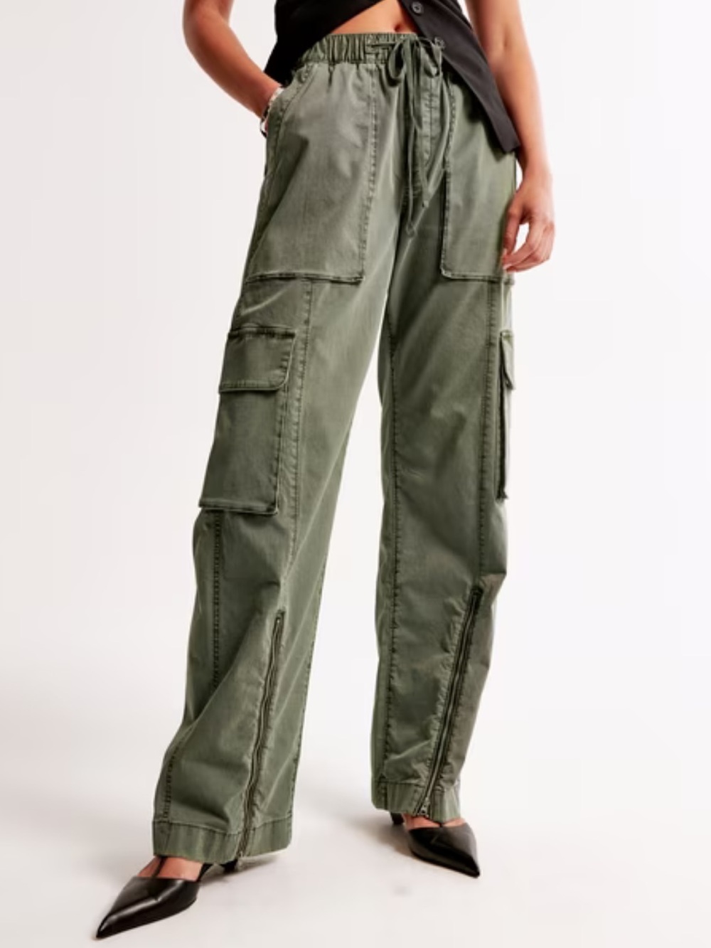 Abercrombie & Fitch Women’s M Baggy Cargo Pants Wide Leg High Rise Hem Zip Green